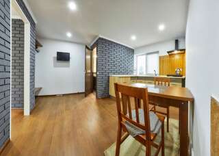 Апартаменты Private Apartments Трускавец Апартаменты - 1-й этаж-5